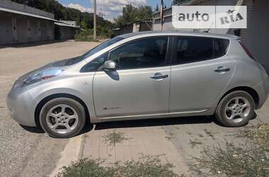 Хэтчбек Nissan Leaf 2011 в Запорожье