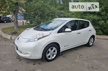 Хетчбек Nissan Leaf 2014 в Києві