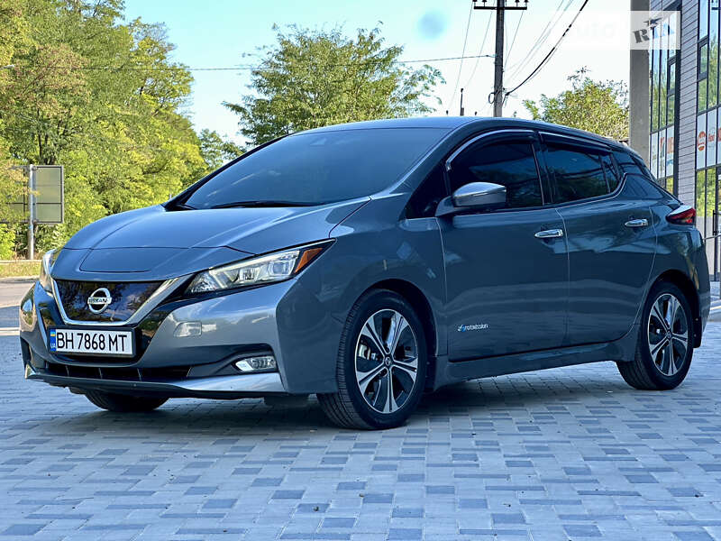 Хетчбек Nissan Leaf 2019 в Одесі