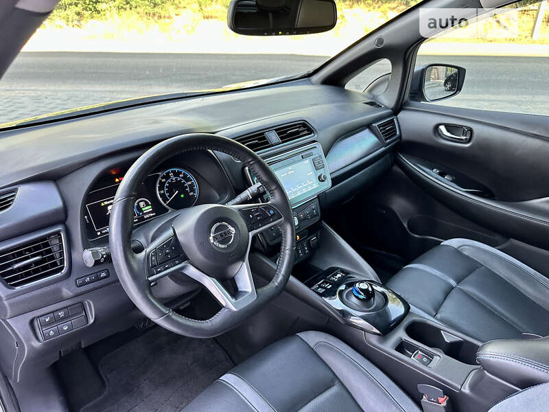 Хетчбек Nissan Leaf 2019 в Одесі