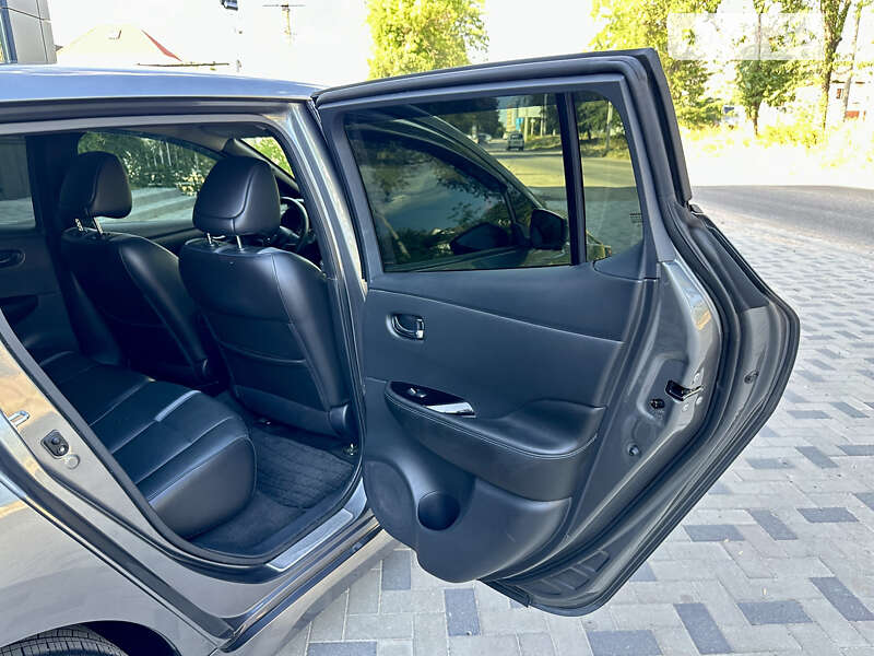 Хетчбек Nissan Leaf 2019 в Одесі