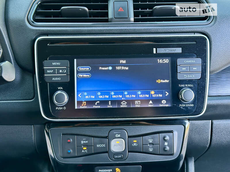 Хетчбек Nissan Leaf 2019 в Одесі