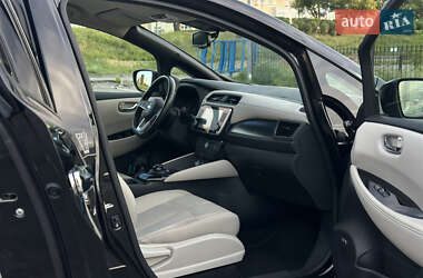 Хэтчбек Nissan Leaf 2019 в Киеве