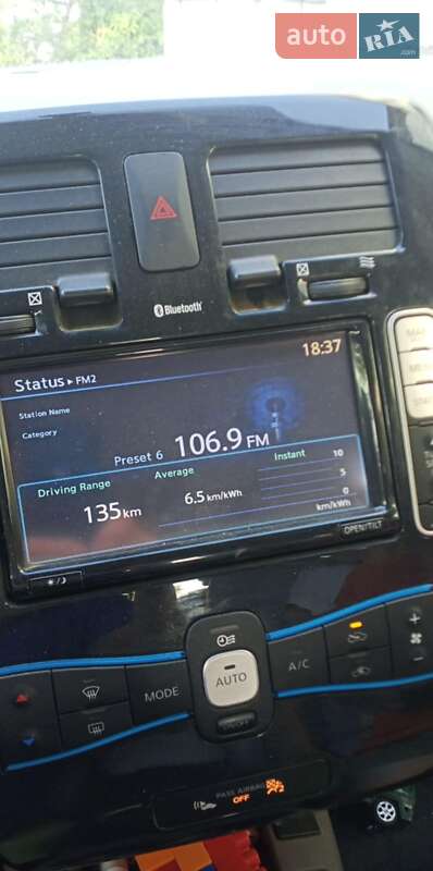 Хэтчбек Nissan Leaf 2012 в Белгороде-Днестровском