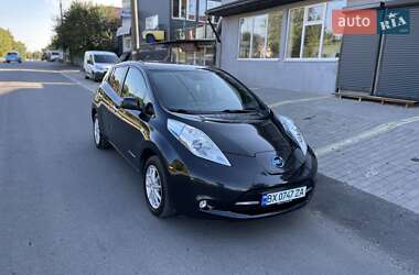 Хэтчбек Nissan Leaf 2016 в Хмельницком
