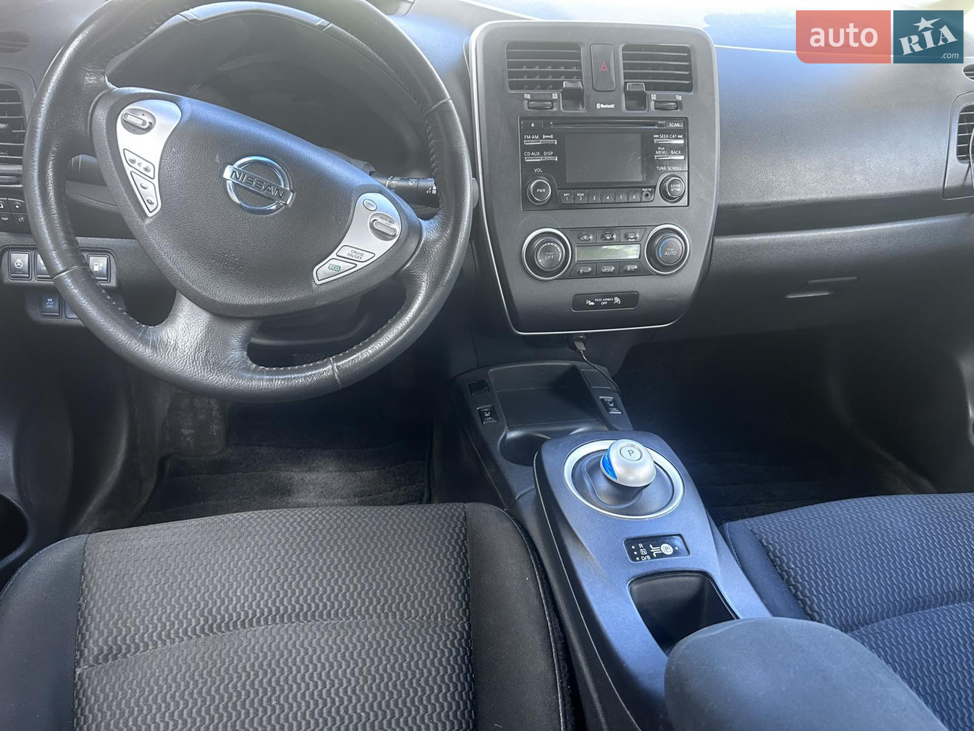 2014 Nissan Leaf - мініатюра 8