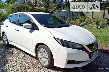 Хетчбек Nissan Leaf 2021 в Тернополі