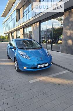 Хэтчбек Nissan Leaf 2011 в Ужгороде