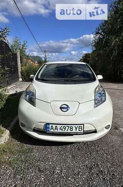 Хетчбек Nissan Leaf 2011 в Києві