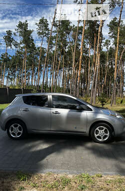 Хетчбек Nissan Leaf 2014 в Житомирі