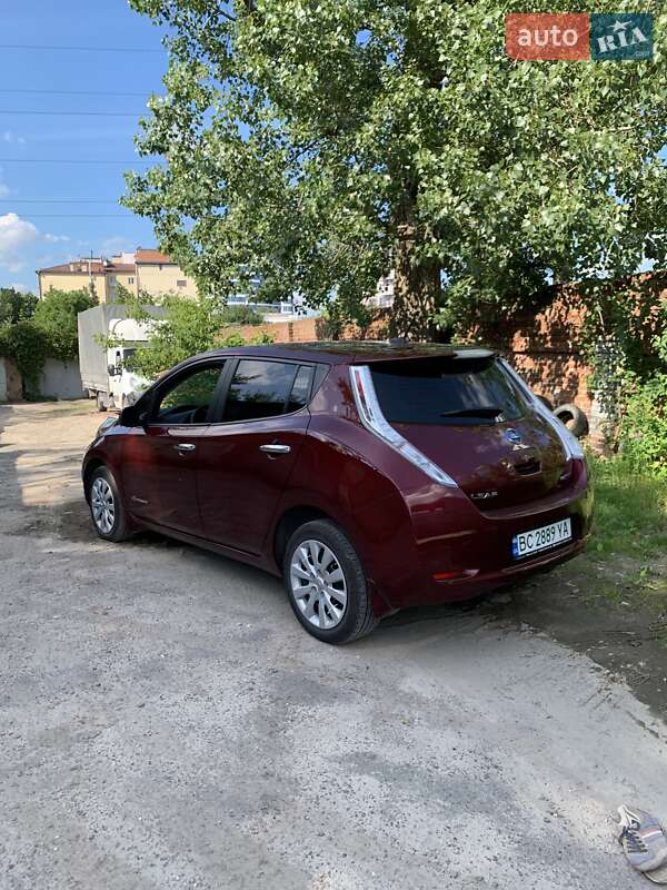 Хетчбек Nissan Leaf 2017 в Львові