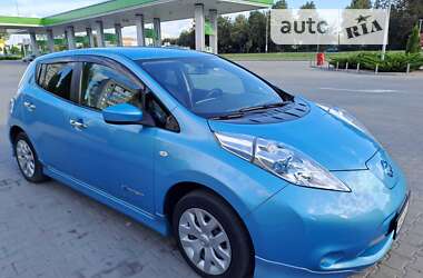 Хэтчбек Nissan Leaf 2017 в Житомире