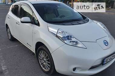 Хетчбек Nissan Leaf 2014 в Кам'янському