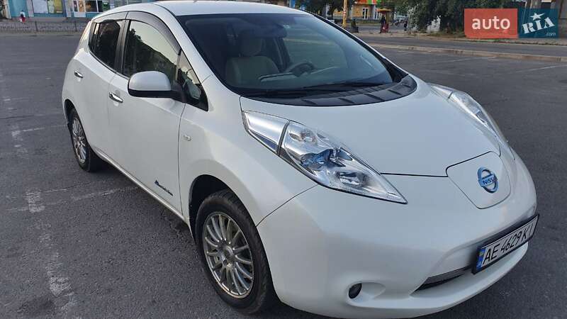 Nissan Leaf 2014