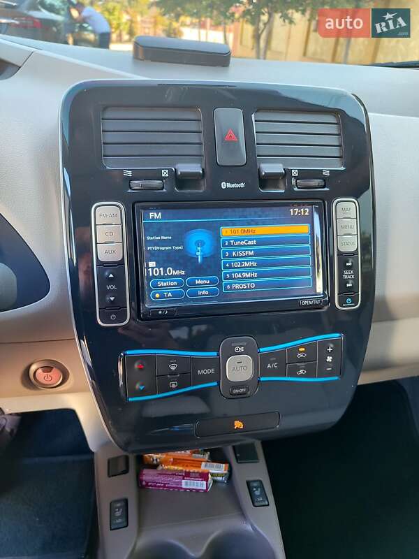 Хэтчбек Nissan Leaf 2012 в Белгороде-Днестровском