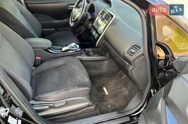 Хэтчбек Nissan Leaf 2016 в 