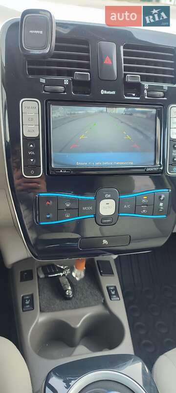 Хэтчбек Nissan Leaf 2012 в Дрогобыче