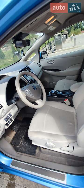 Хэтчбек Nissan Leaf 2012 в Дрогобыче