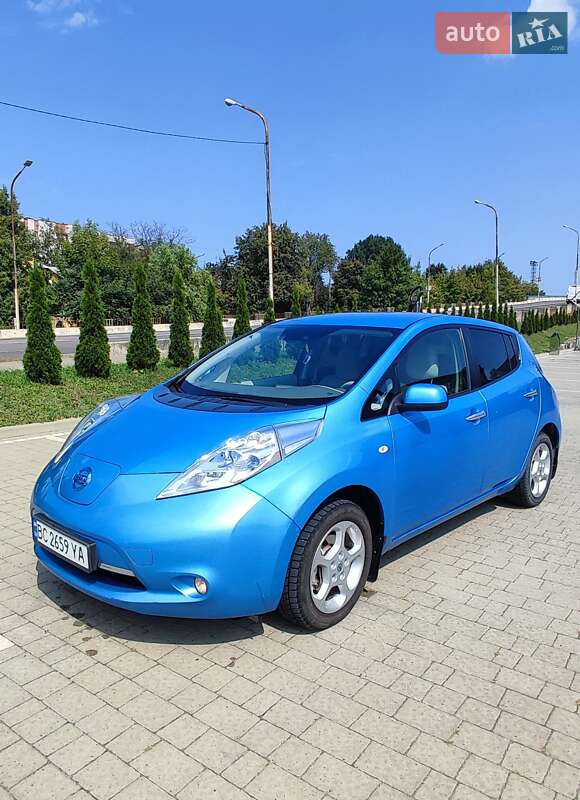 Хэтчбек Nissan Leaf 2012 в Дрогобыче
