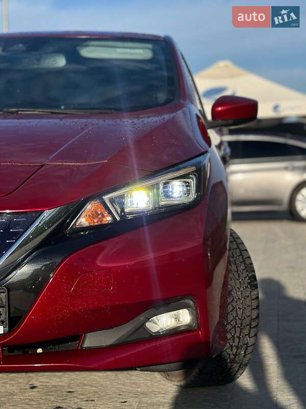 Хетчбек Nissan Leaf 2018 в Львові фото 4 Хетчбек Nissan Leaf 2018 в Львові