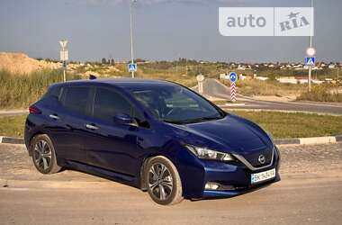 Хэтчбек Nissan Leaf 2021 в Ровно