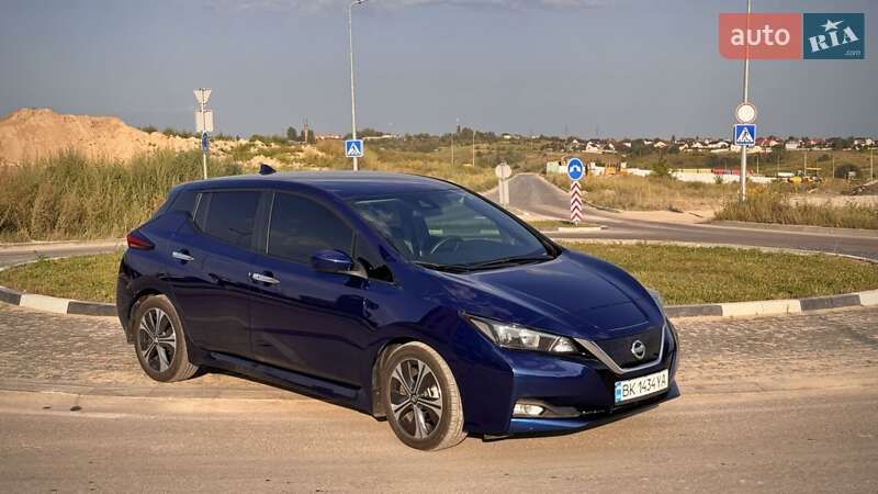 Nissan Leaf 2021