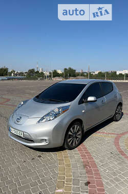 Хетчбек Nissan Leaf 2013 в Харкові