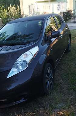 Хетчбек Nissan Leaf 2015 в Києві