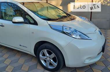 Хетчбек Nissan Leaf 2012 в Білгороді-Дністровському