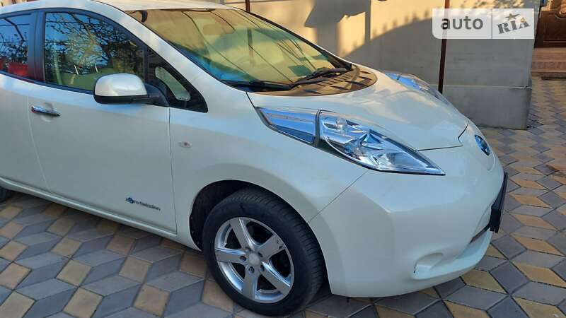 Nissan Leaf 2012