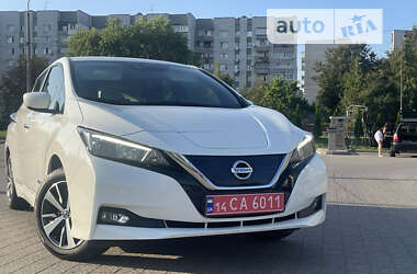 Хэтчбек Nissan Leaf 2019 в Дрогобыче