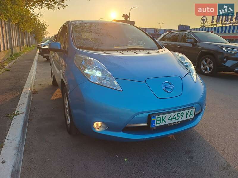 Nissan Leaf 2012