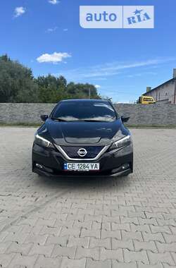 Хетчбек Nissan Leaf 2019 в Чернівцях