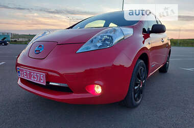 Хэтчбек Nissan Leaf 2016 в Ровно