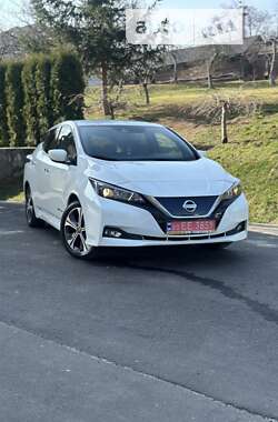 Хэтчбек Nissan Leaf 2019 в Долине