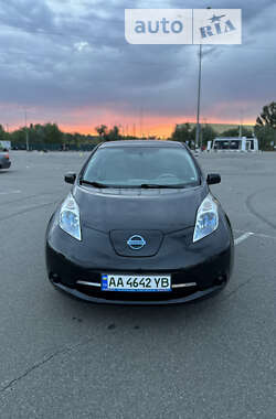 Хэтчбек Nissan Leaf 2014 в Киеве