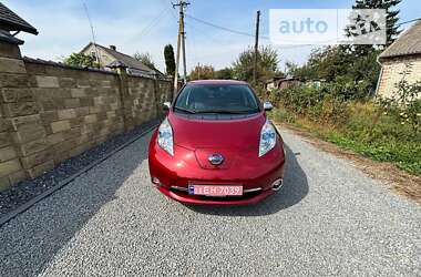 Хэтчбек Nissan Leaf 2014 в Луцке