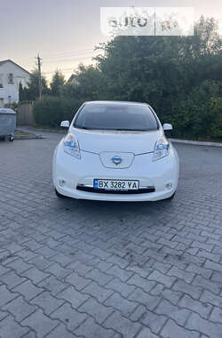 Хетчбек Nissan Leaf 2016 в Хмельницькому