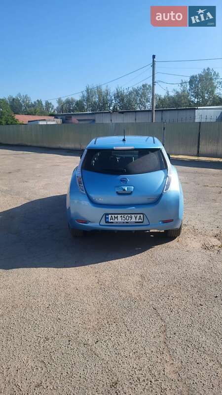 Хэтчбек Nissan Leaf 2014 в Житомире