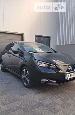 Хетчбек Nissan Leaf 2021 в Львові