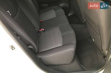 Хэтчбек Nissan Leaf 2019 в 