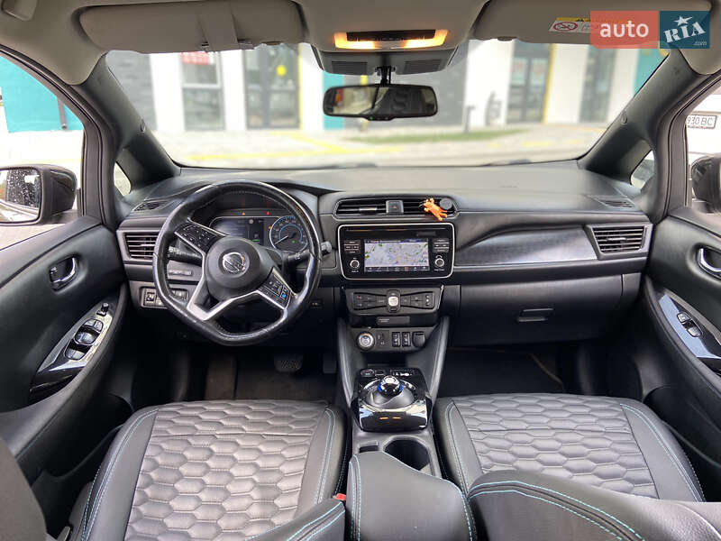 Хэтчбек Nissan Leaf 2018 в Житомире фото 4 Хэтчбек Nissan Leaf 2018 в Житомире