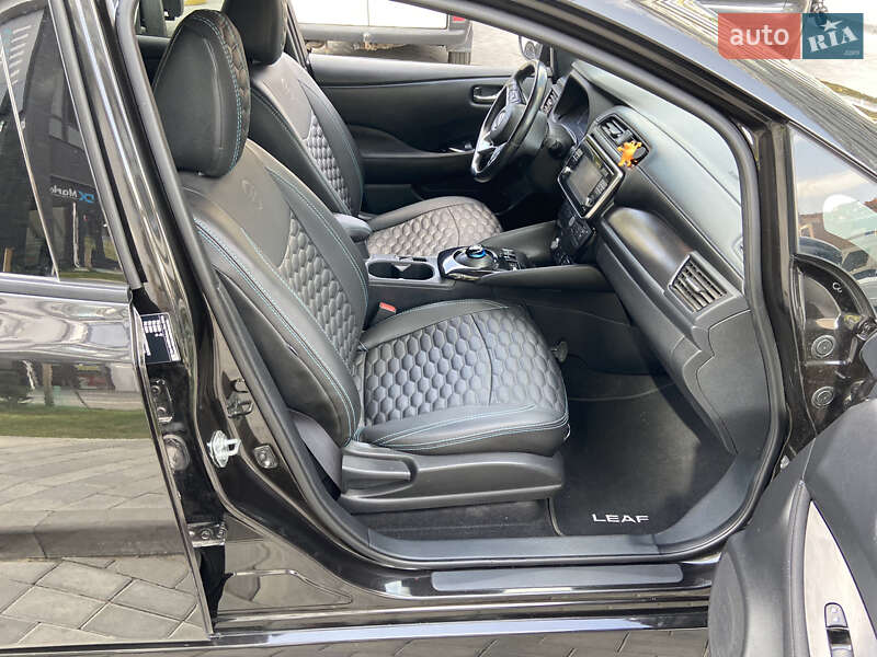 Хэтчбек Nissan Leaf 2018 в Житомире фото 7 Хэтчбек Nissan Leaf 2018 в Житомире