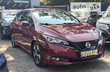 Хэтчбек Nissan Leaf 2018 в Львове