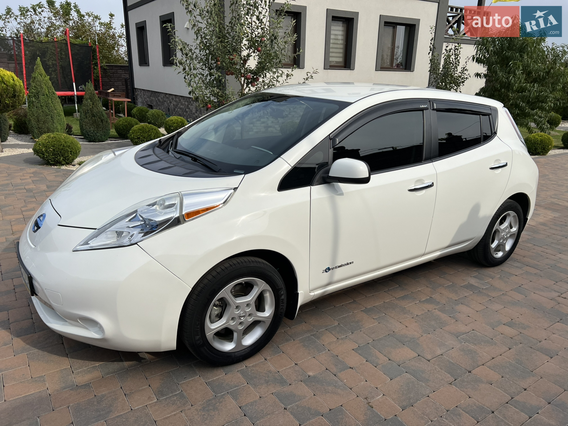 2017 Nissan Leaf - мініатюра 29