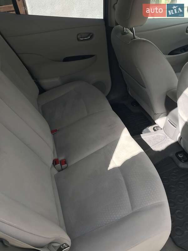 Хэтчбек Nissan Leaf 2012 в Львове фото 8 Хэтчбек Nissan Leaf 2012 в Львове