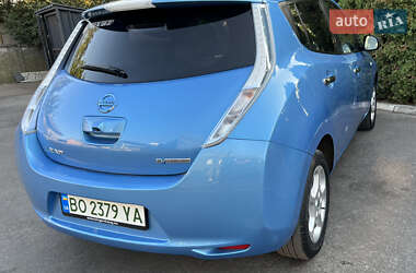 Хэтчбек Nissan Leaf 2011 в Тернополе
