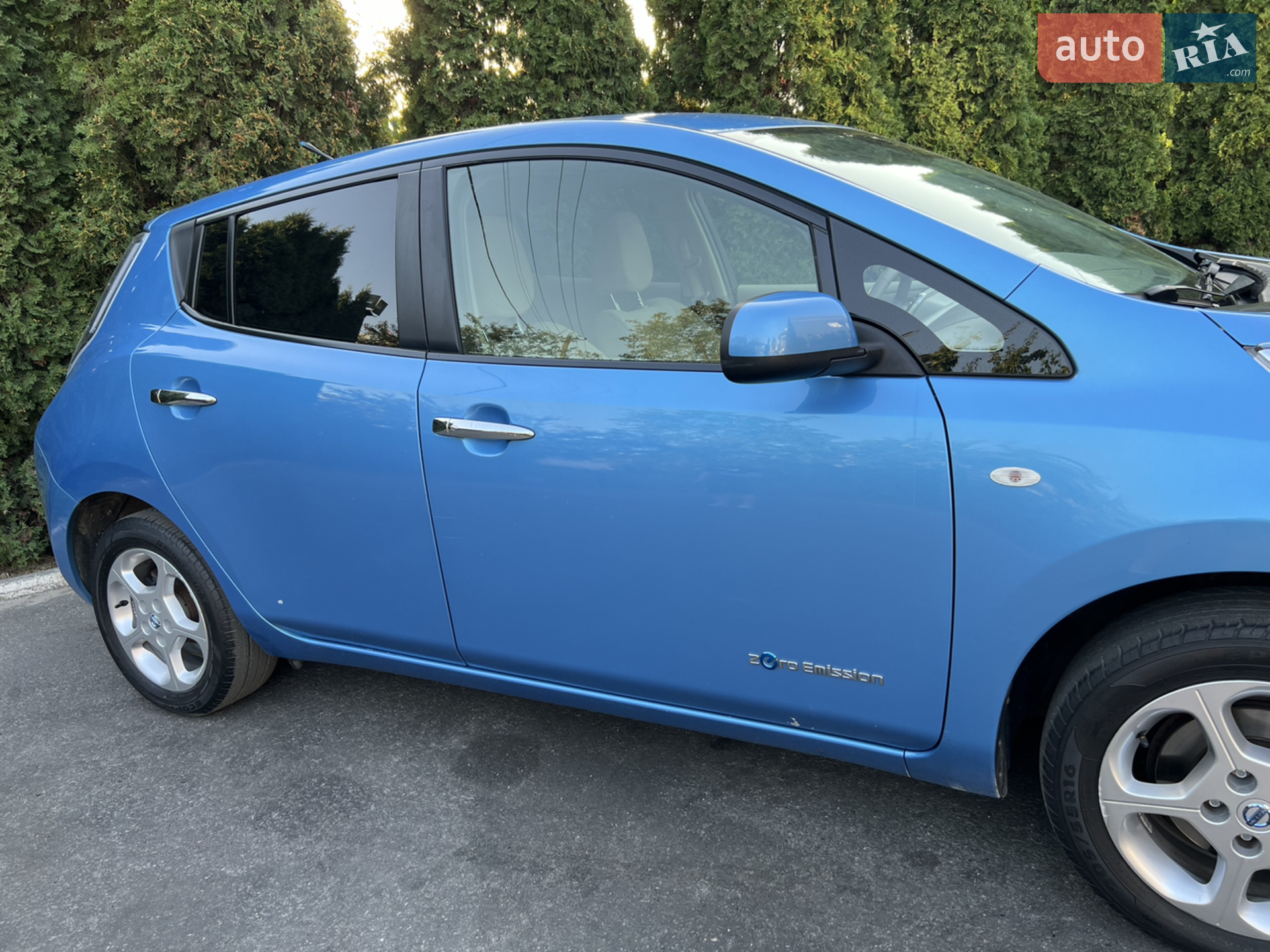 2011 Nissan Leaf - мініатюра 15