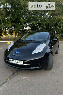 Хетчбек Nissan Leaf 2015 в Коростишеві