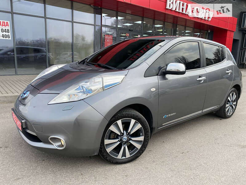 Хэтчбек Nissan Leaf 2013 в Днепре фото 2 Хэтчбек Nissan Leaf 2013 в Днепре